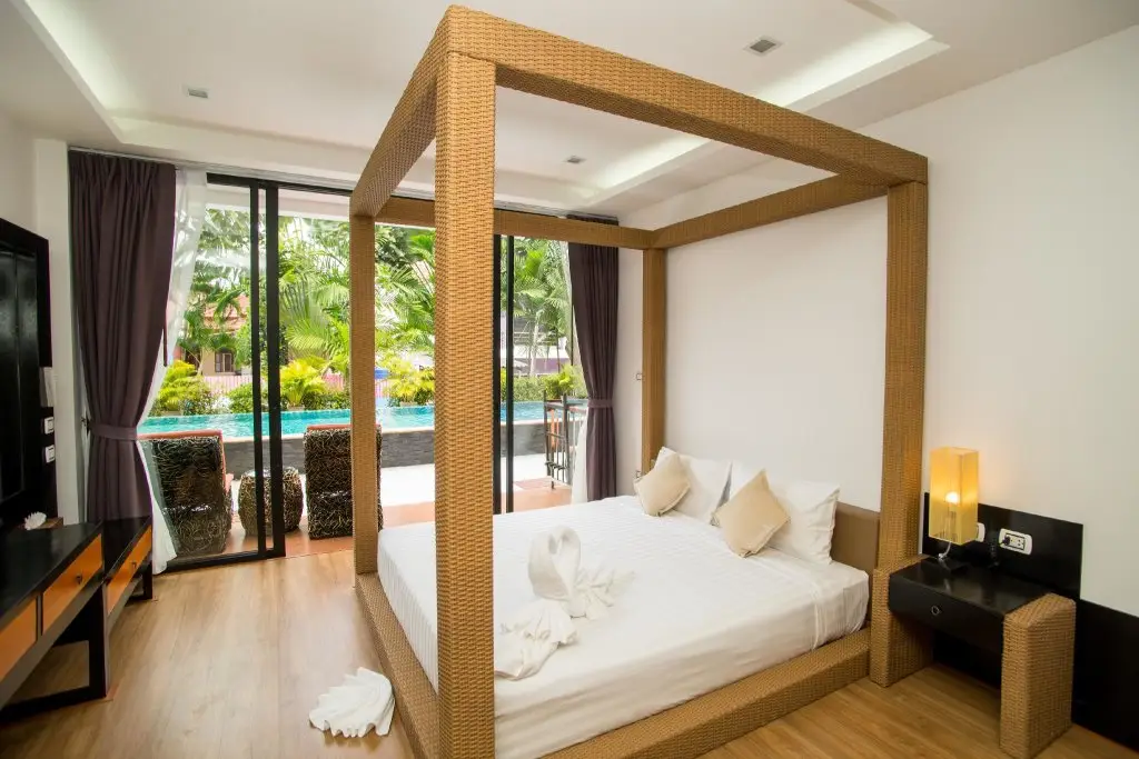 Муанг: Z&Z House