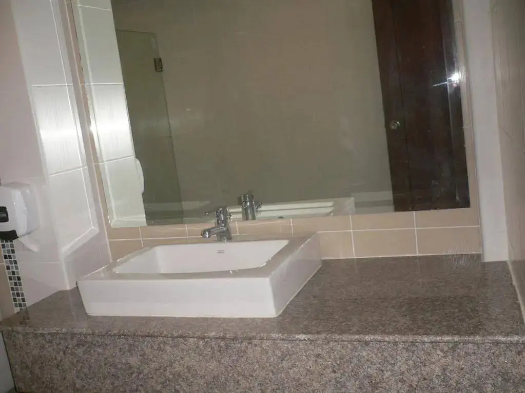 Лампанг: Pangsawan Place Resotel