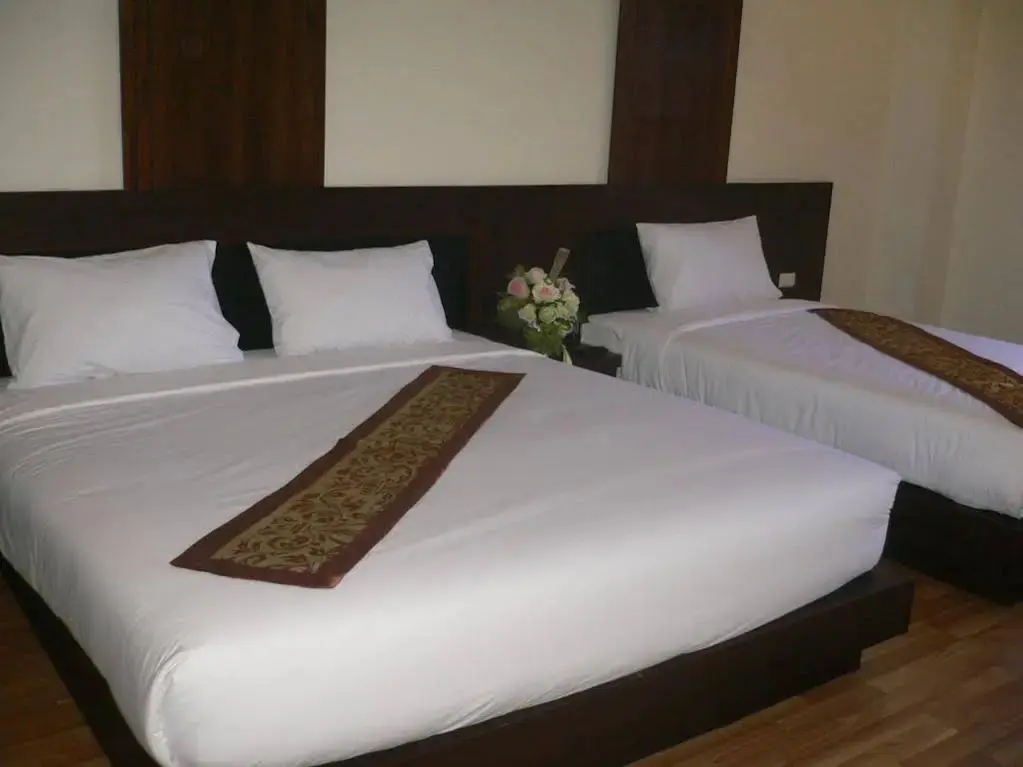 Лампанг: Pangsawan Place Resotel
