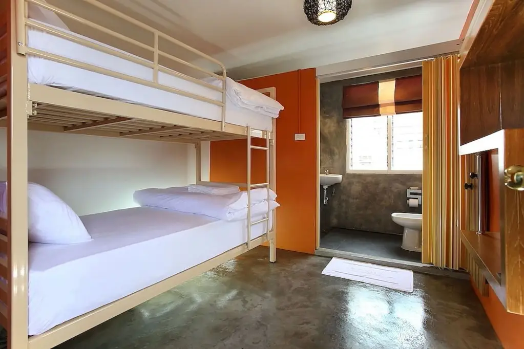 Бангкок: At Smile Oasis Houses