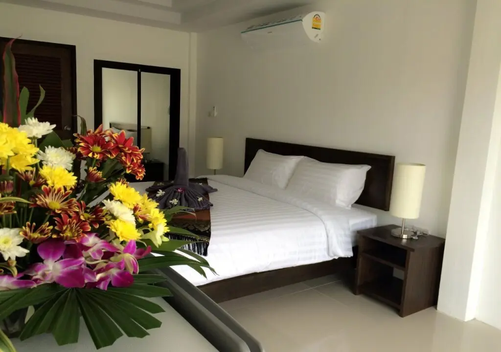 Кату: The Seashore Kamala Service Apartment