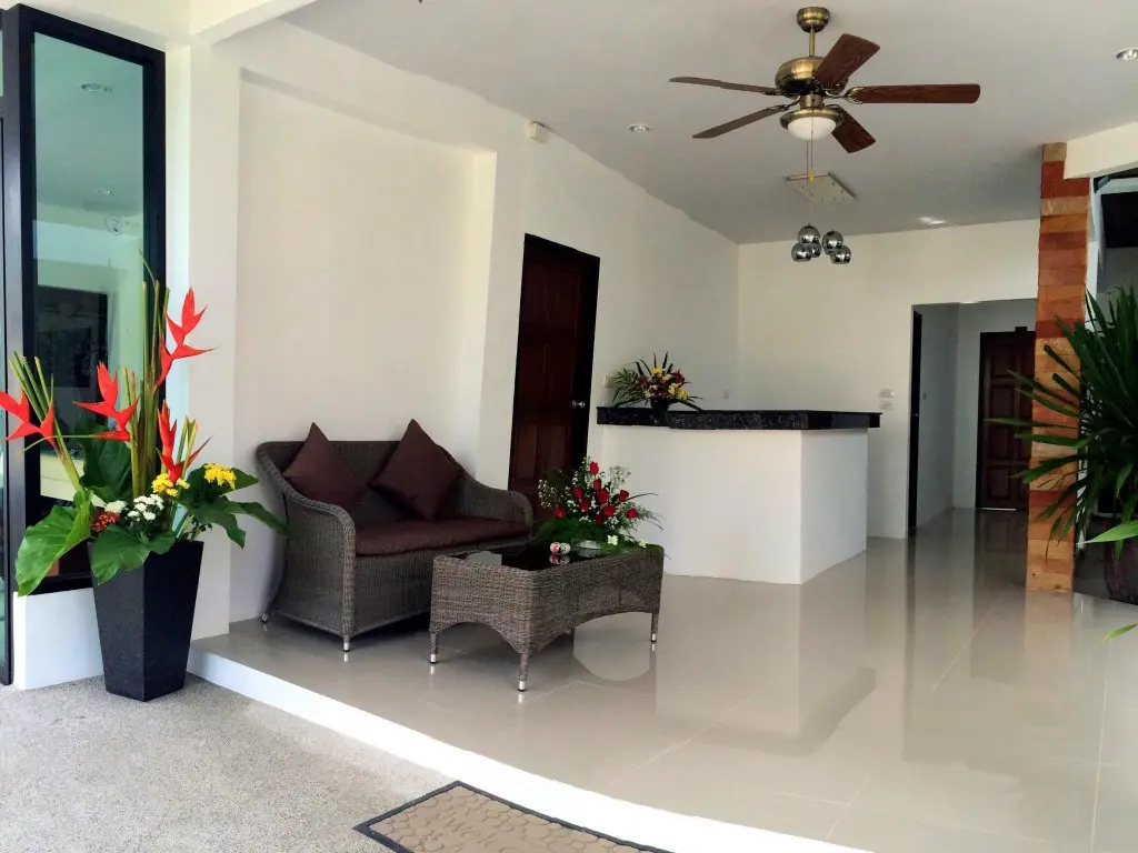 Кату: The Seashore Kamala Service Apartment