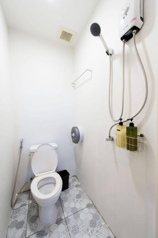 Бангкок: Warm White Hostel
