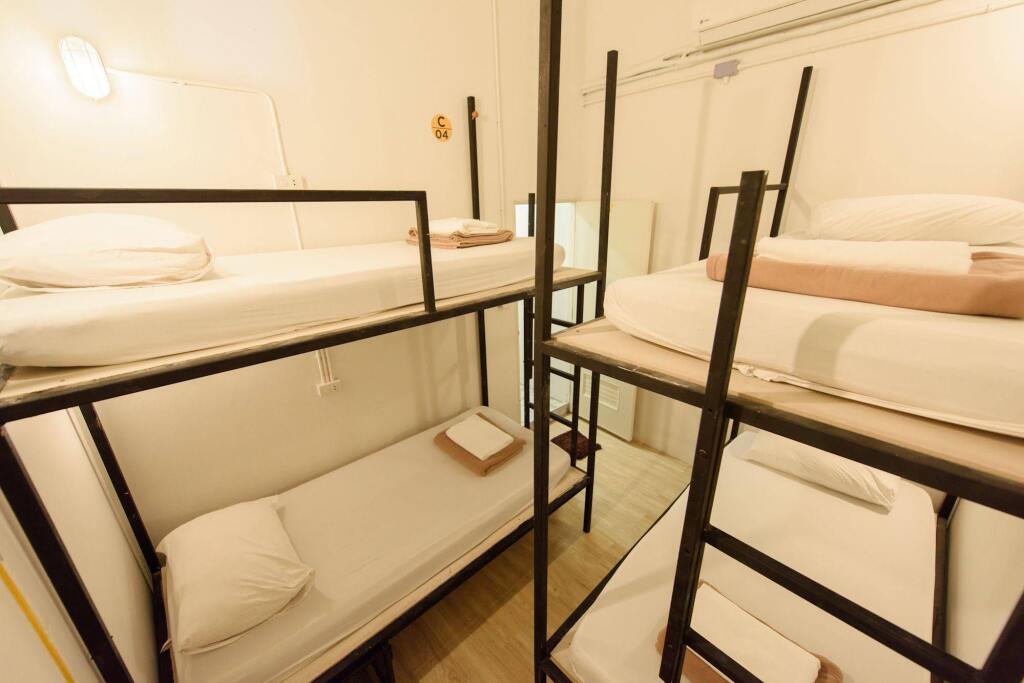 Бангкок: Warm White Hostel