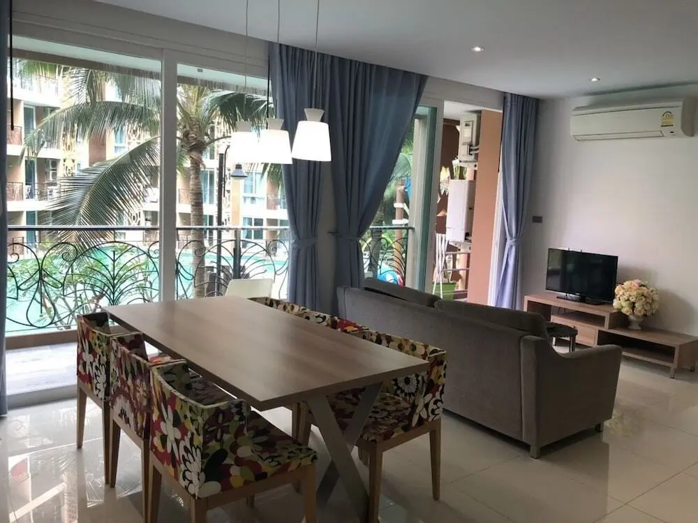 Паттайя: Atlantis Condo Resort Jomtien by EVT
