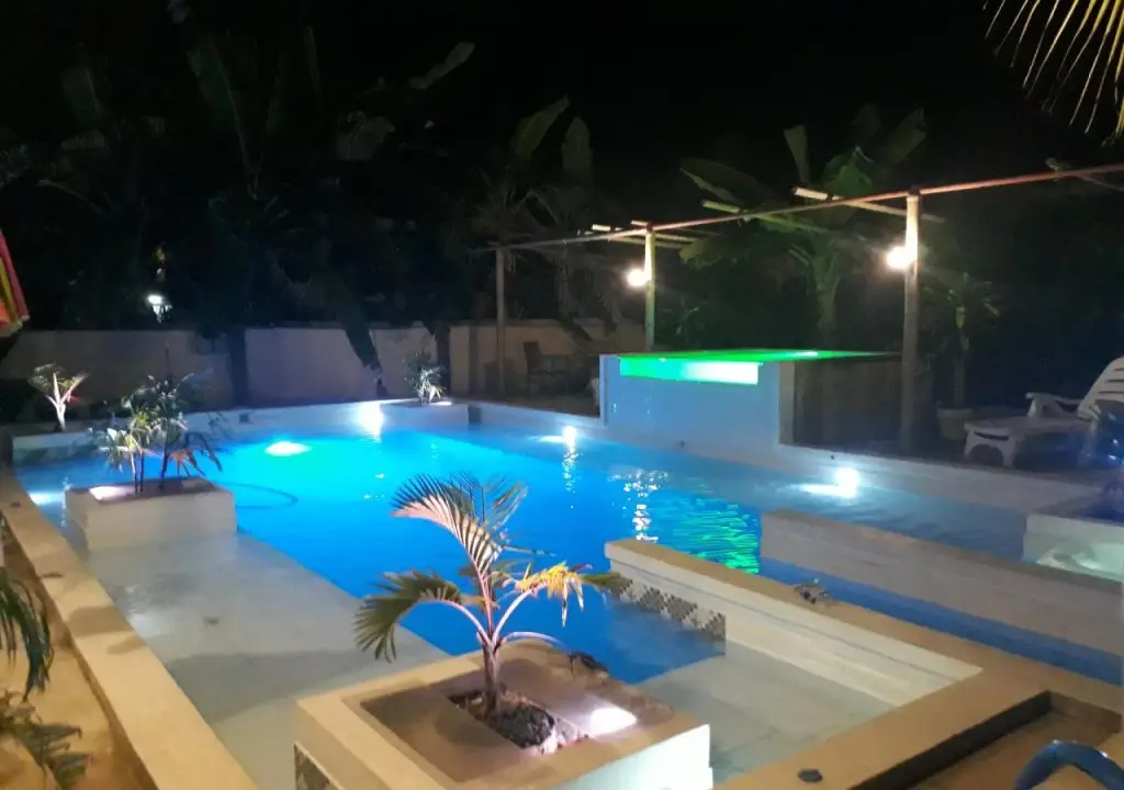 Пхукет: Oyo 1117 Phuket Airport Suites