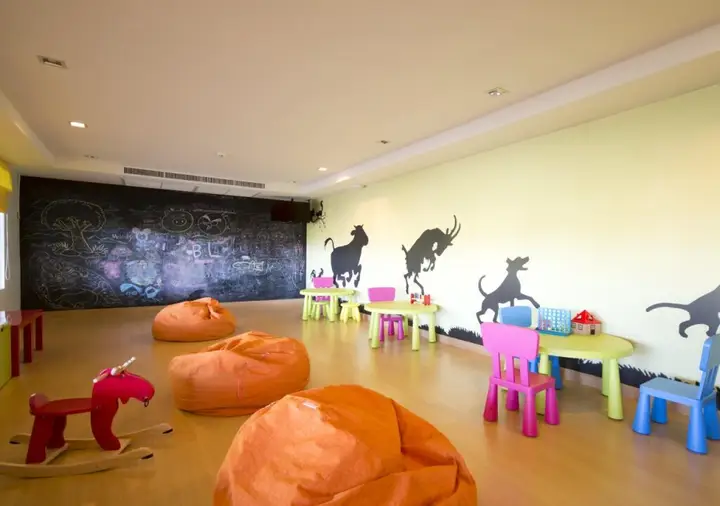carousel image 1