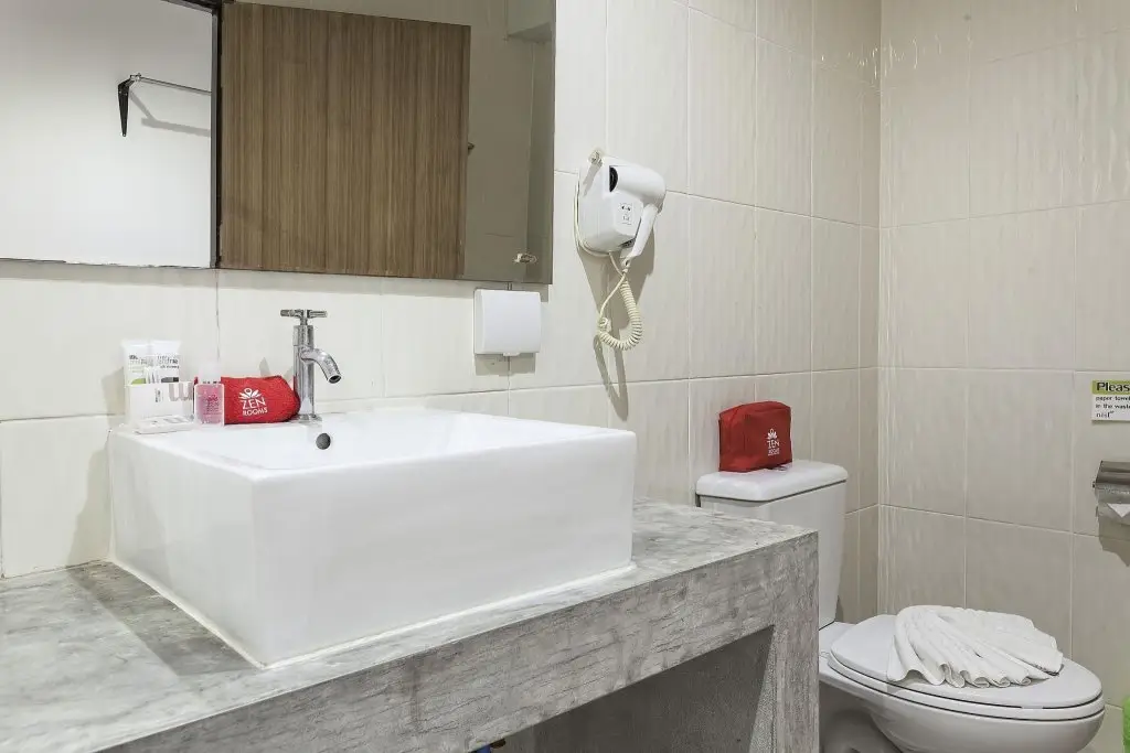 Кату: ZEN Rooms Basic Nanai Phuket
