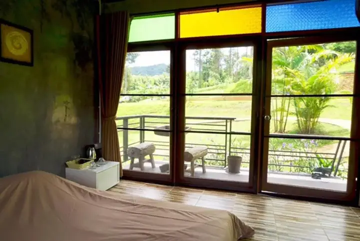 Самоенг: Phu Pha View Doi