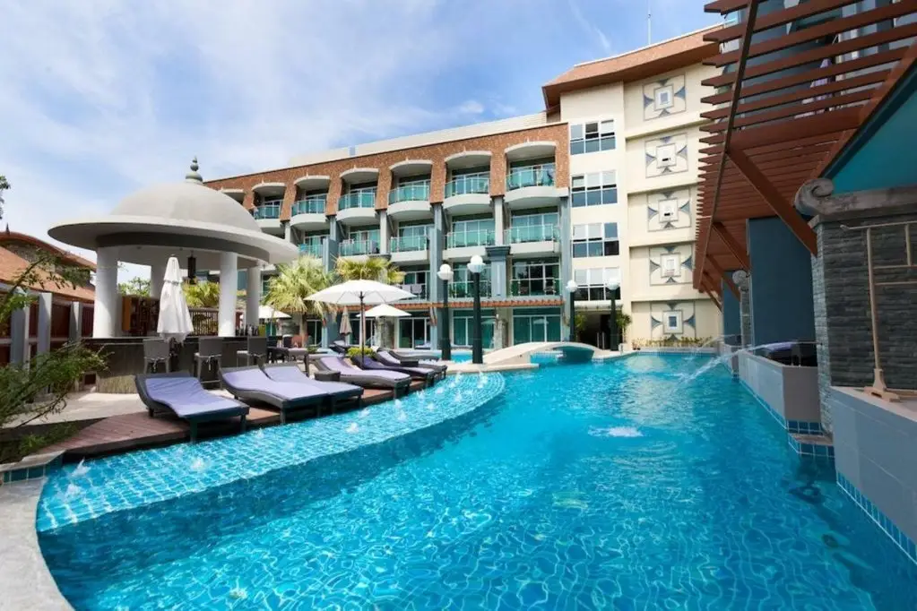 Кату: Ramaburin Resort