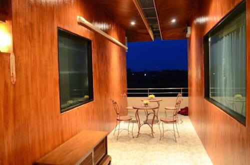 Сарапхи: CheZleZkriZ : Simply Luxury Penthouse