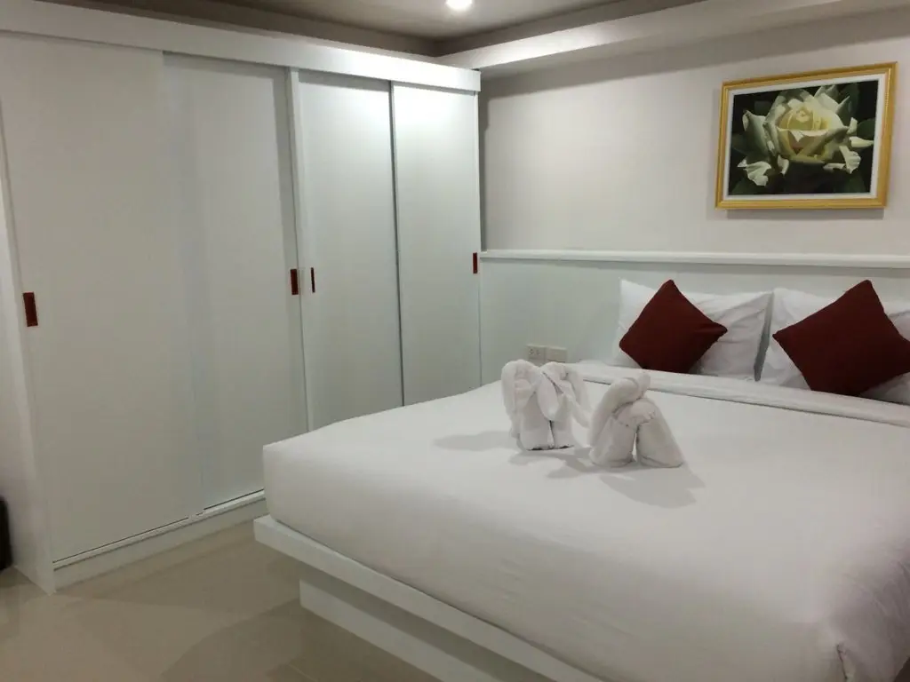 Кату: Angelina Guesthouse