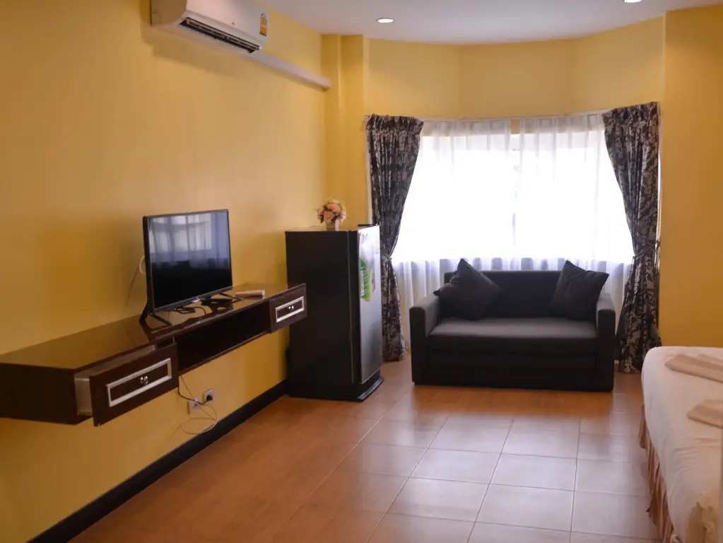Паттайя: Taj Place Residency