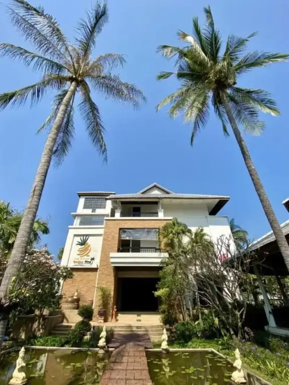 Golden Pine Beach Resort — фото 1
