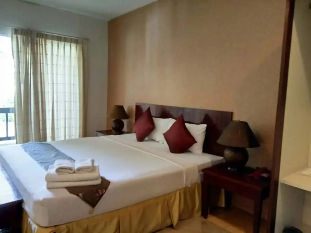 Пранбури : Golden Pine Beach Resort