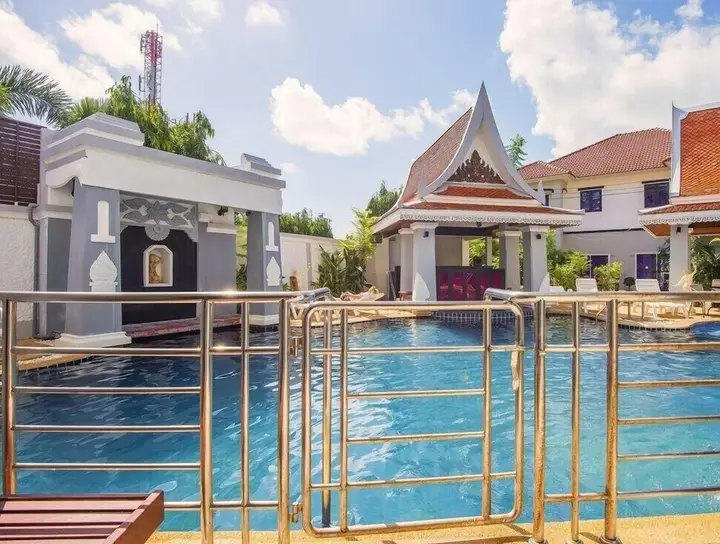 Муанг: Sharaya Karon Resort