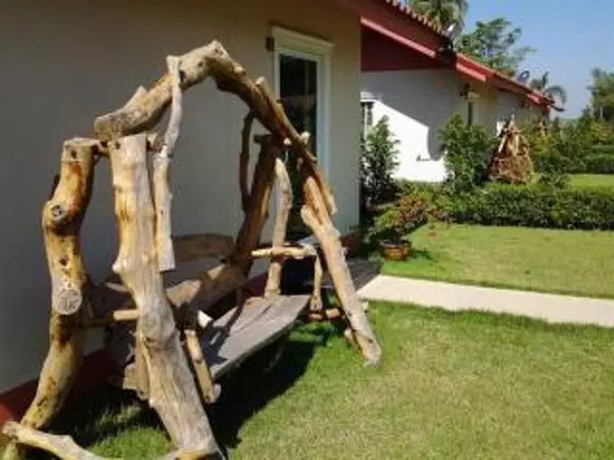 Варин-Чамрап: Moon River Resort