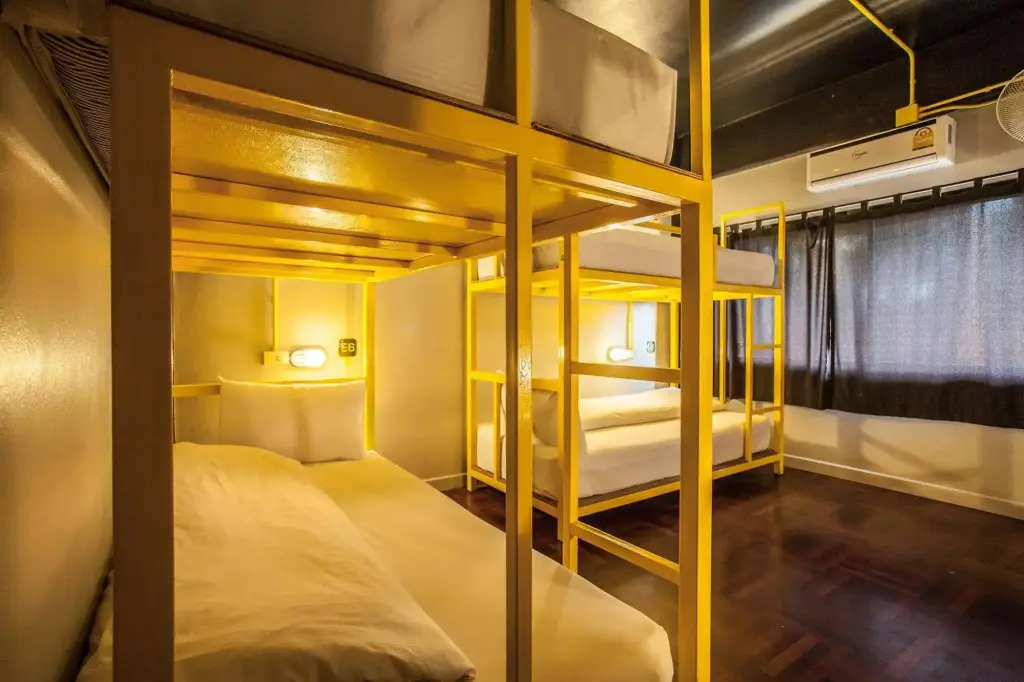 Краби: Your Hostel