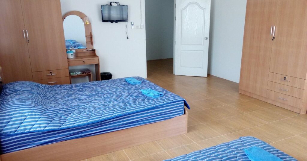 Пхун Пхин: Suratthani Airport Hostel