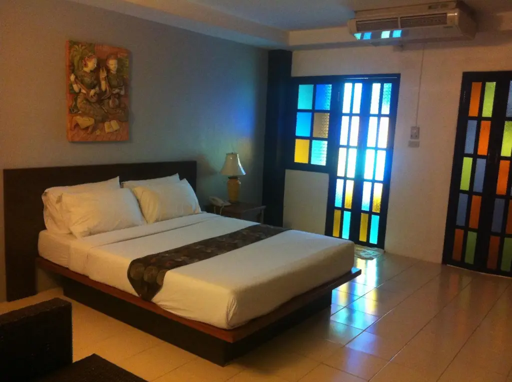 Нонтхабури: Bangkok Travel Suites