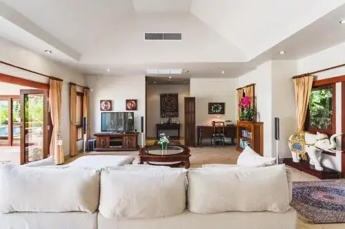 Муанг: Villa White Elephants