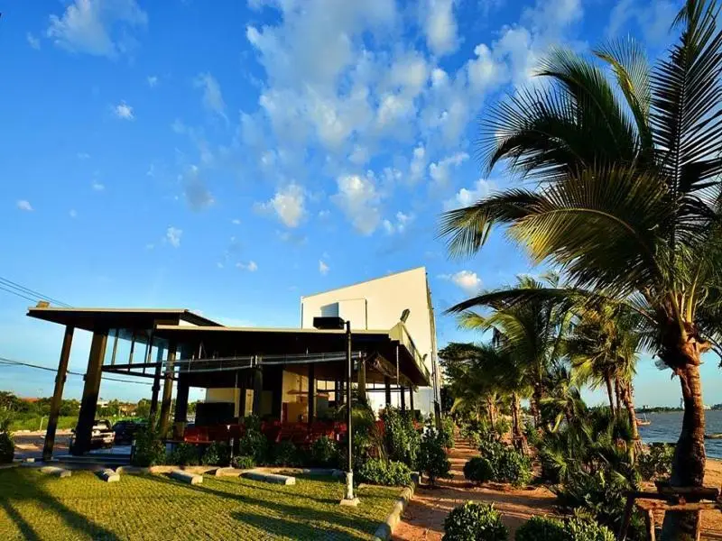 Бангламунг: Golden Dragon Beach Pattaya