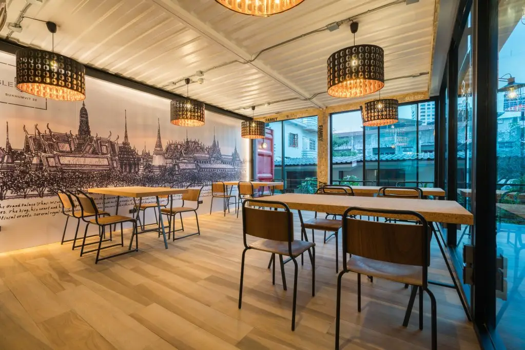 Бангкок: Sleep Box Sukhumvit 22