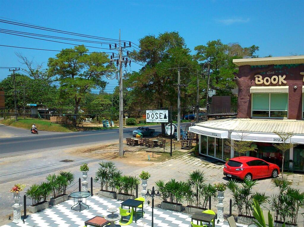 Као Лак: Khaolak Youth Club