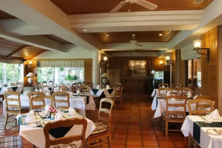 Чаам: Lake View Resort & Golf Club