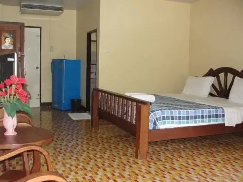 Кату: Baan Kasemsuk Guesthouse