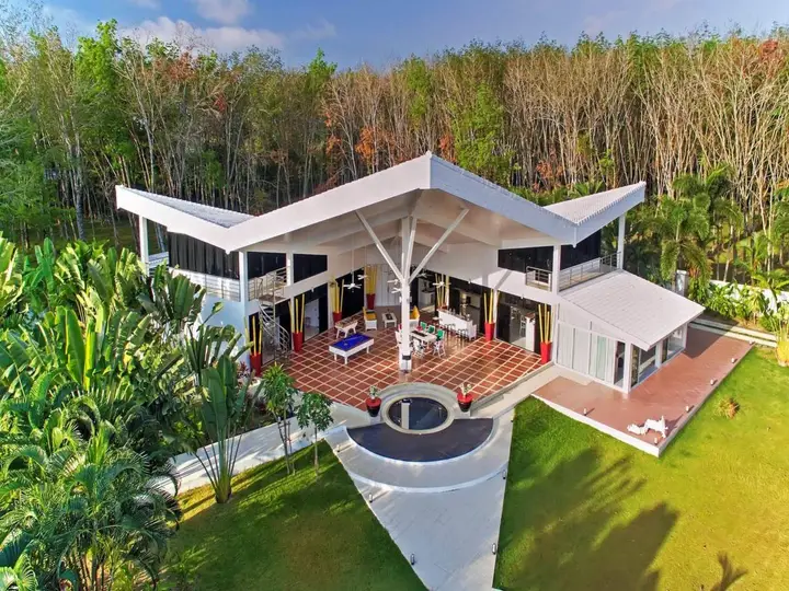 Тхаланг: Delta Villa