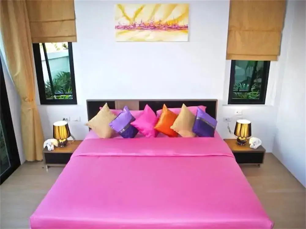 Муанг: Baan Bua Nai Harn 3 bedrooms Villa