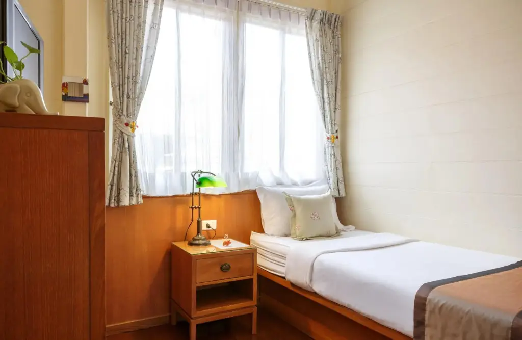 Бангкок: Baan Dinso Hostel