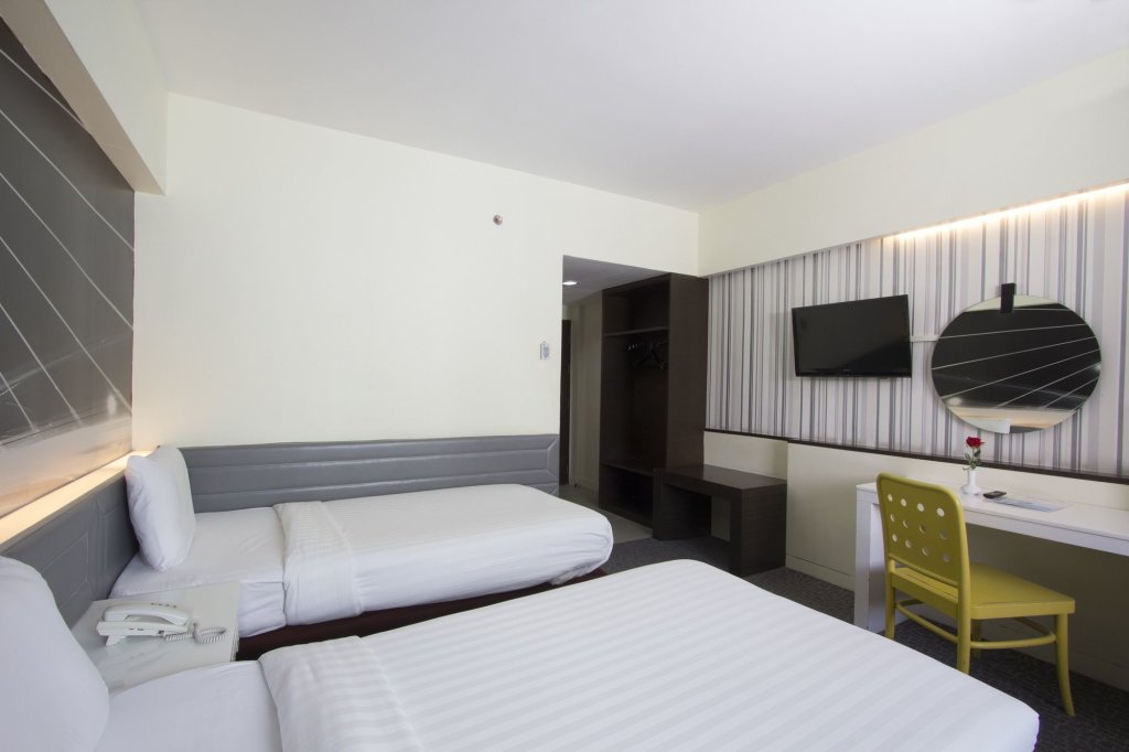 Бангкок: RD Hotel