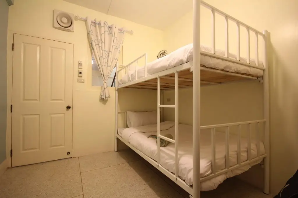 Бангкок: Chan Cha La 99 Hostel
