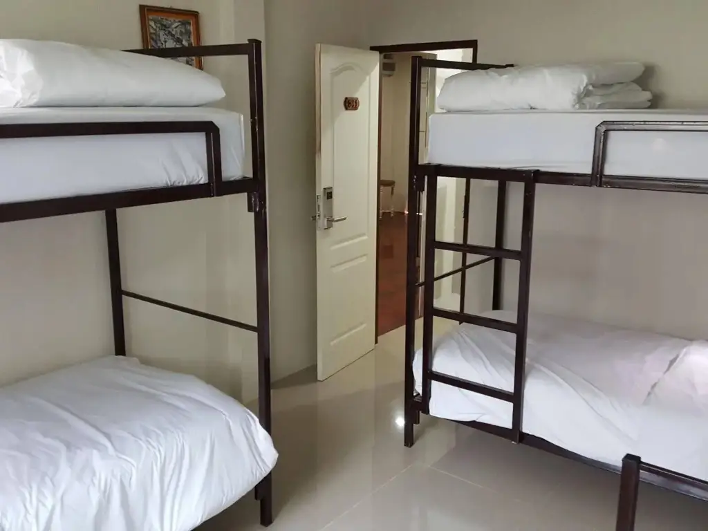 Бангкок: Bangkok Check Inn @ Chareon Krung