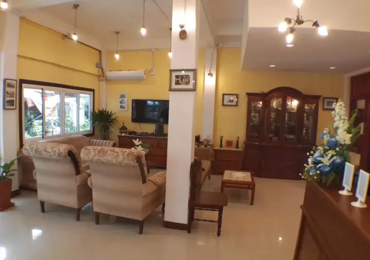 Бангкок: Bangkok Check Inn @ Chareon Krung