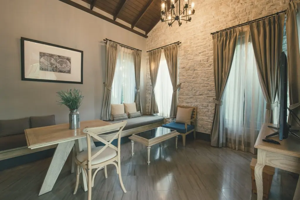 Пак-Чонг: Thames Valley Khao Yai