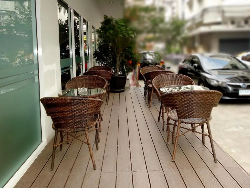 Бангкок: Nantra Silom