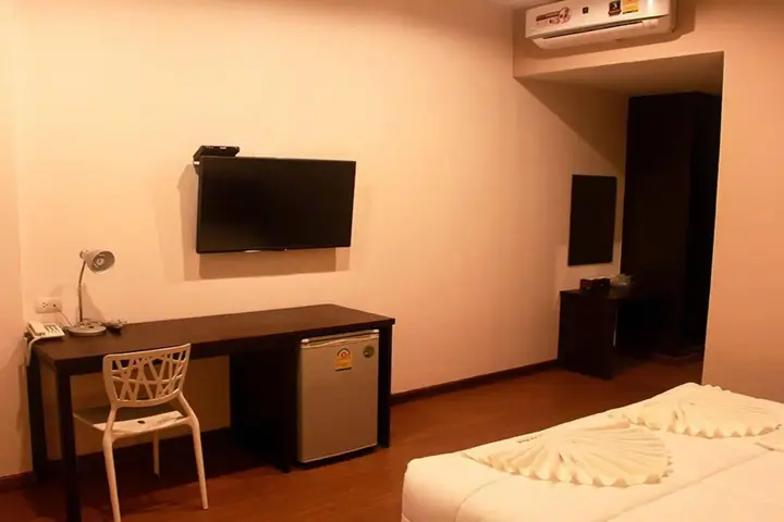 Банг-Сапхан: The Win Hotel