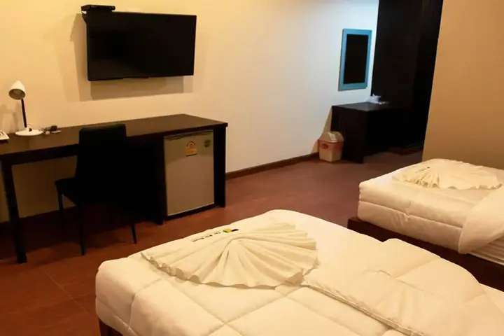 Банг-Сапхан: The Win Hotel