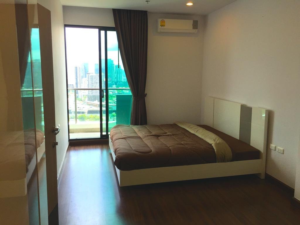 Бангкок: Supalai Asoke Residence