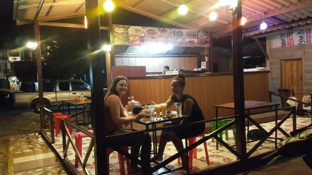 Ланта: Phuhaya Bamboo Bungalows