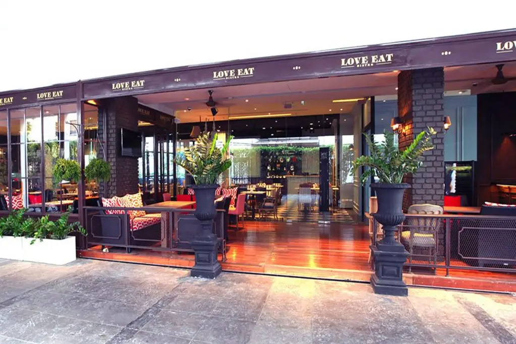 Бангкок: Vic3 Bangkok Hotel
