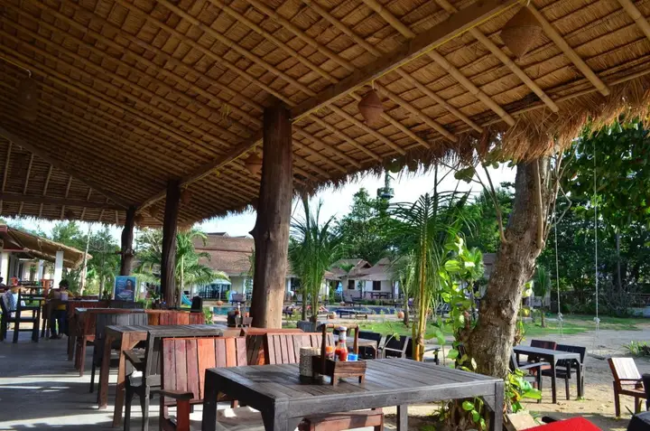 Ланта: Banana Beach Resort