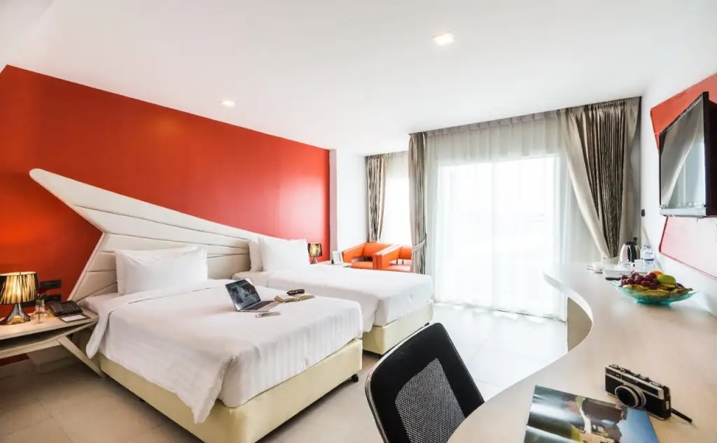 Паттайя: Blue Boat Hotel JC