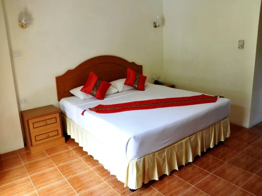 Муанг: Kata View Guest House