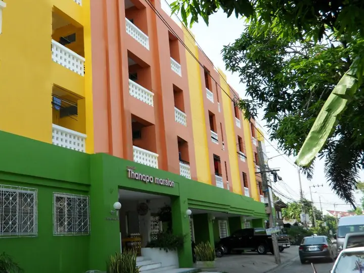Бангкок: Thanapa Mansion - Hostel