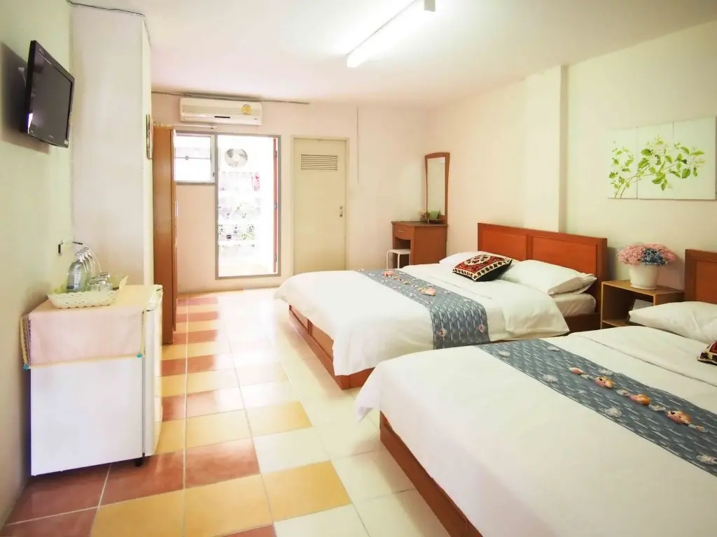 Бангкок: Thanapa Mansion - Hostel