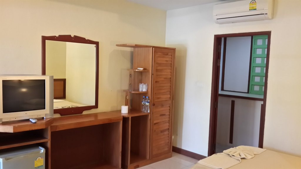 Самуи: Rattana Guesthouse & Bungalow